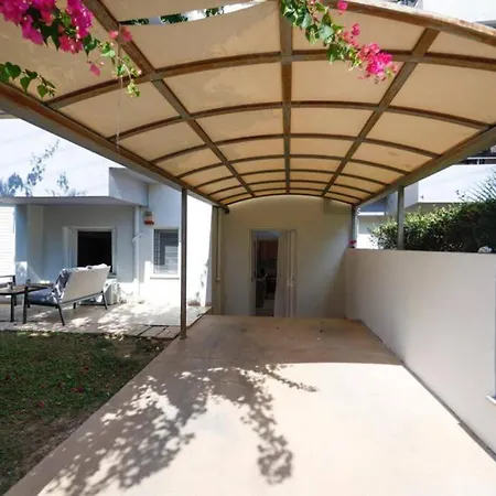Pame Rentals - Cozy Glyfada Stay With Free Parking Athens Exterior photo